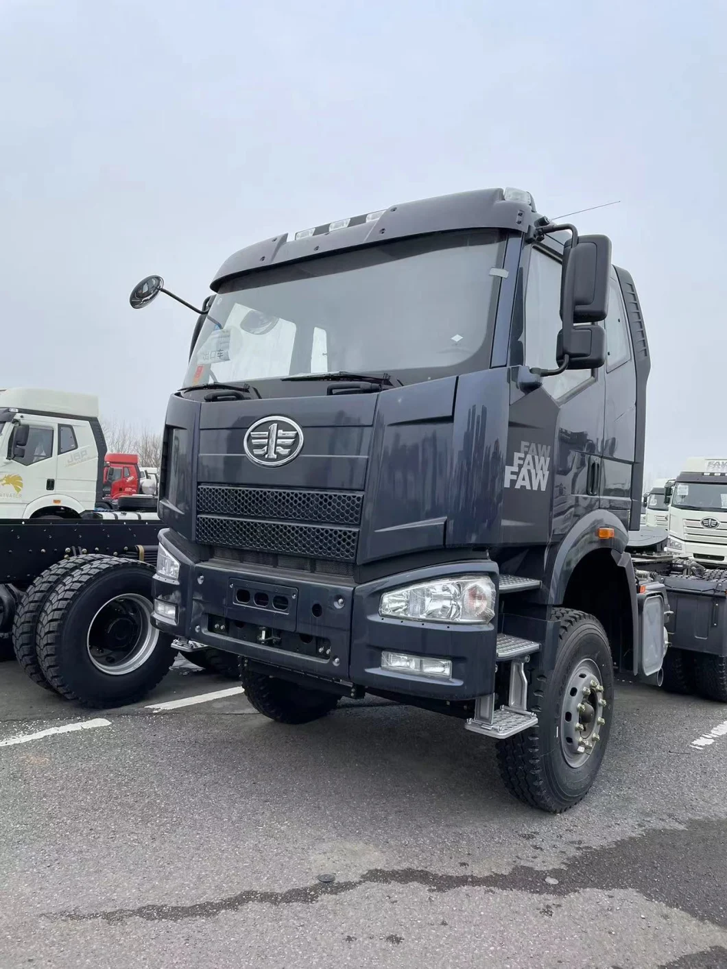 6X6 420PS Russian ISO Approved Tractor Trucks Semi Electric Truck